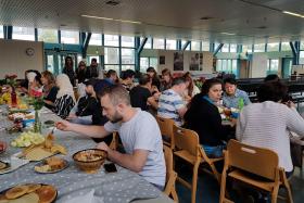 Lunch_PAIR_en_Huis_van_Vrede_september_2017._kopie.jpg