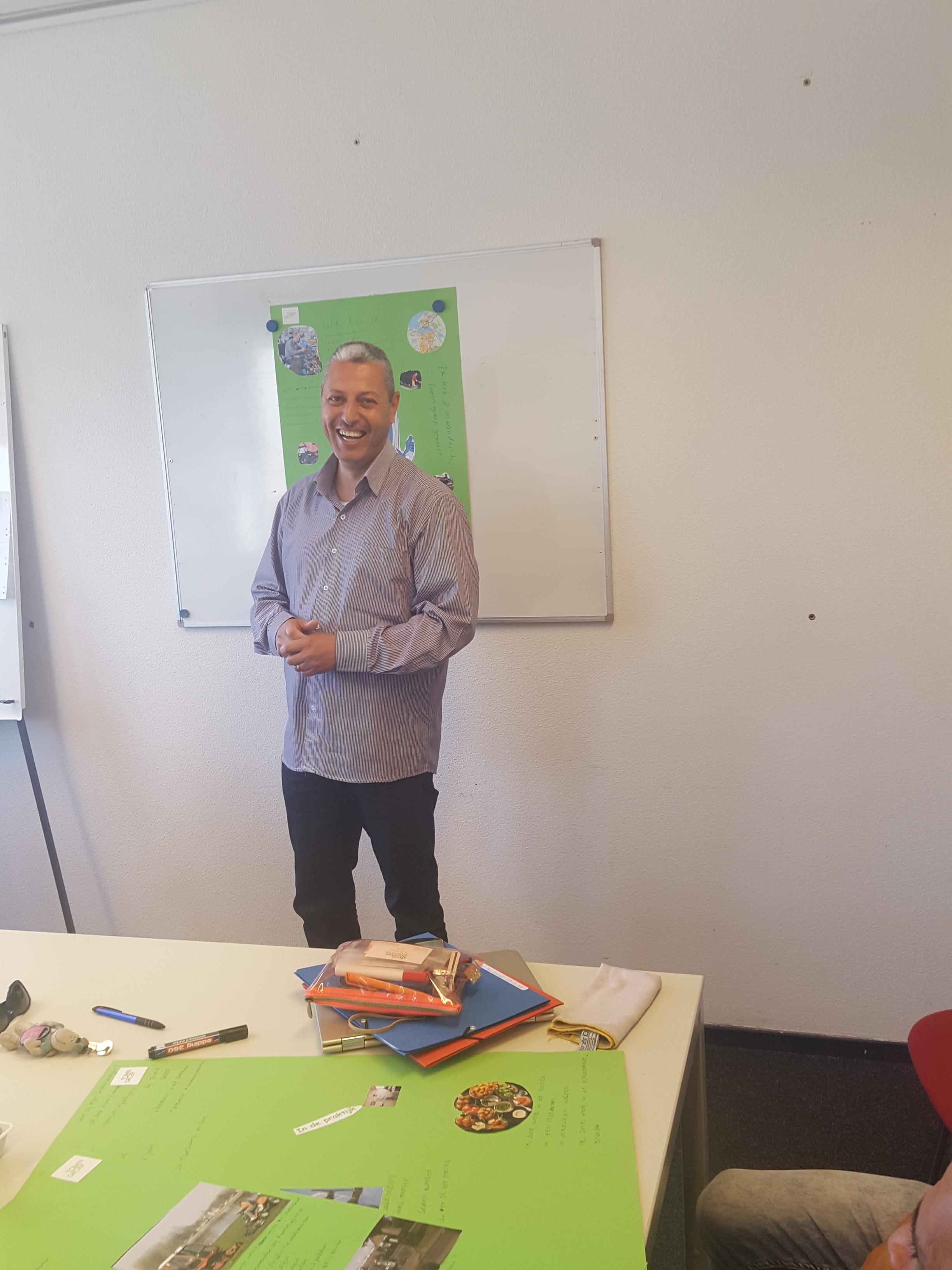 Pitch_presenatie_Taal_op_de_werkvloer_juli_2018_kopie.jpg Pitch_presenatie_Taal_op_de_werkvloer_juli_2018_kopie.jpg